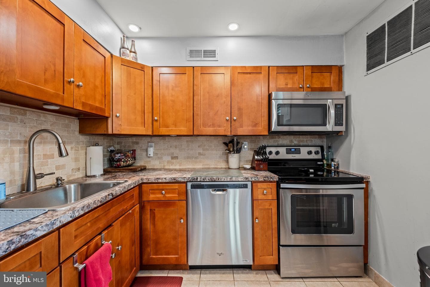 57 Salem Road photo 8