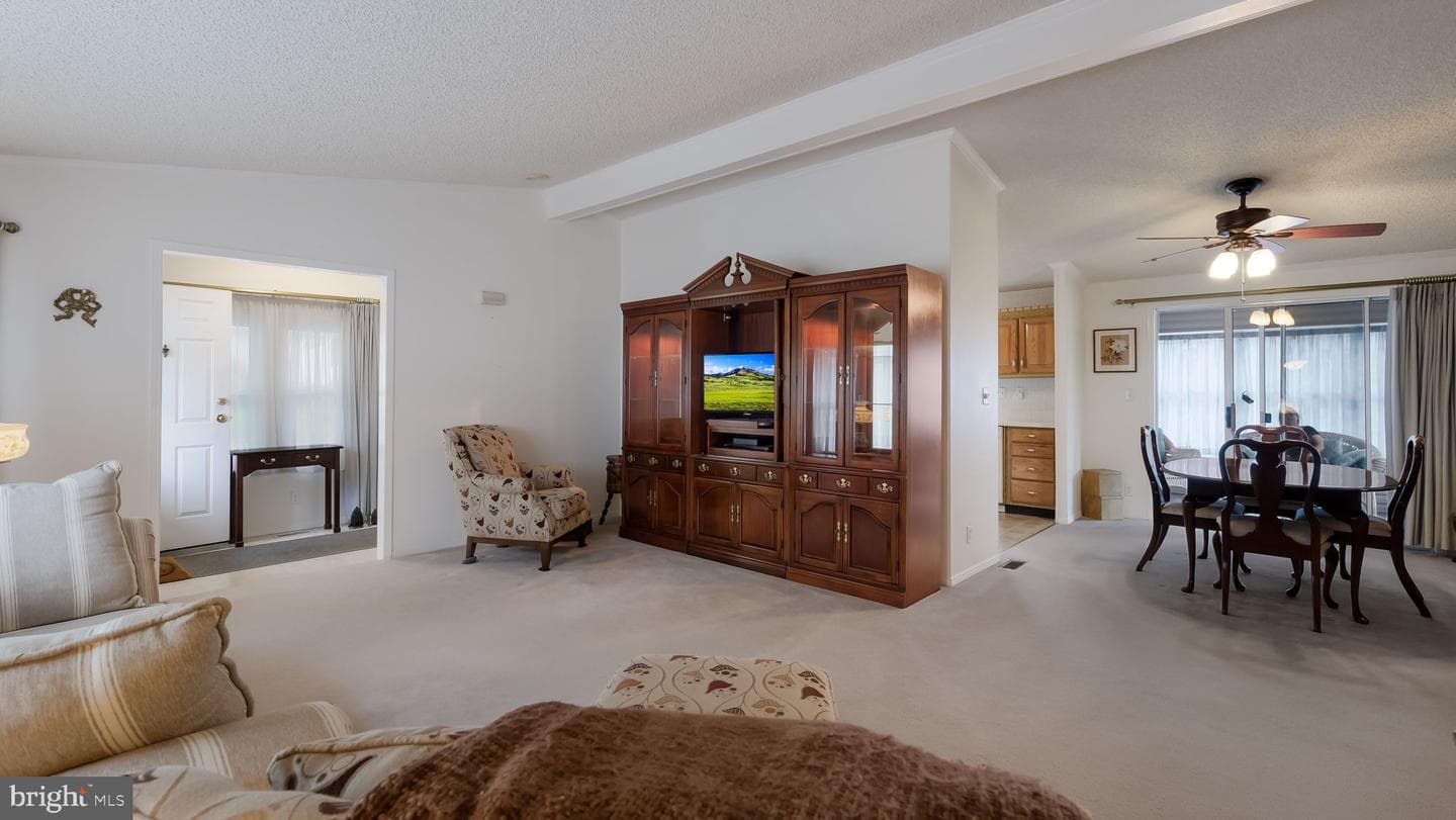 416 Westbury Drive photo 10