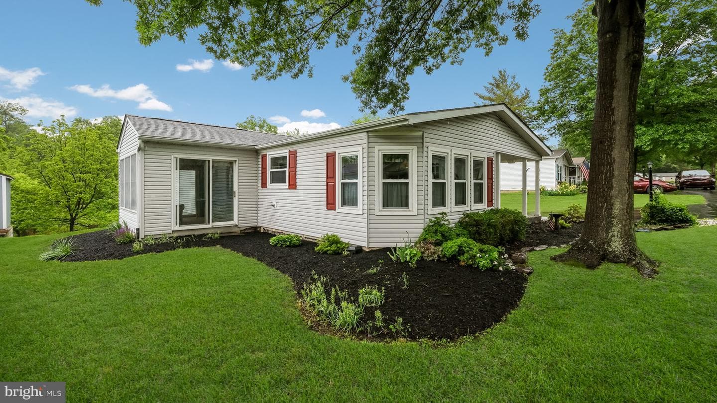 416 Westbury Drive photo 31