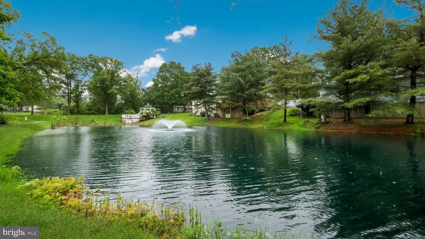 416 Westbury Drive photo 45