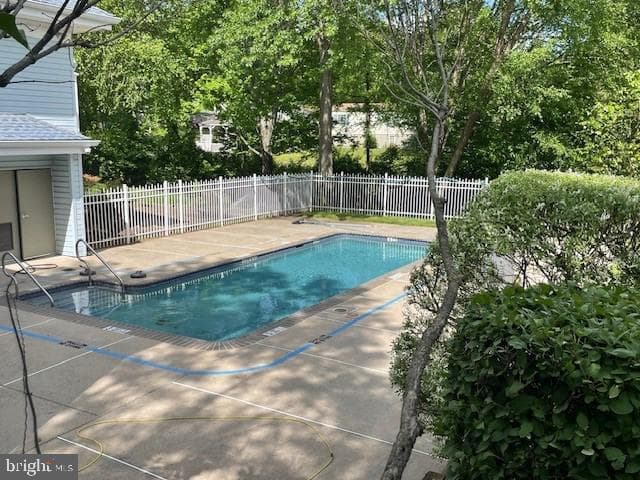 416 Westbury Drive photo 50