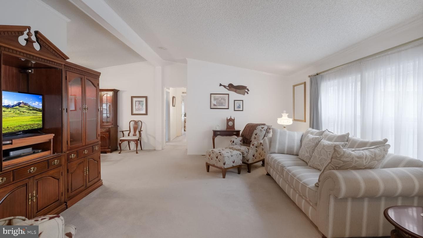 416 Westbury Drive photo 7
