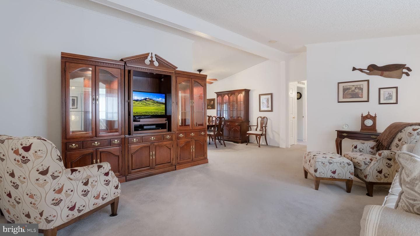 416 Westbury Drive photo 8