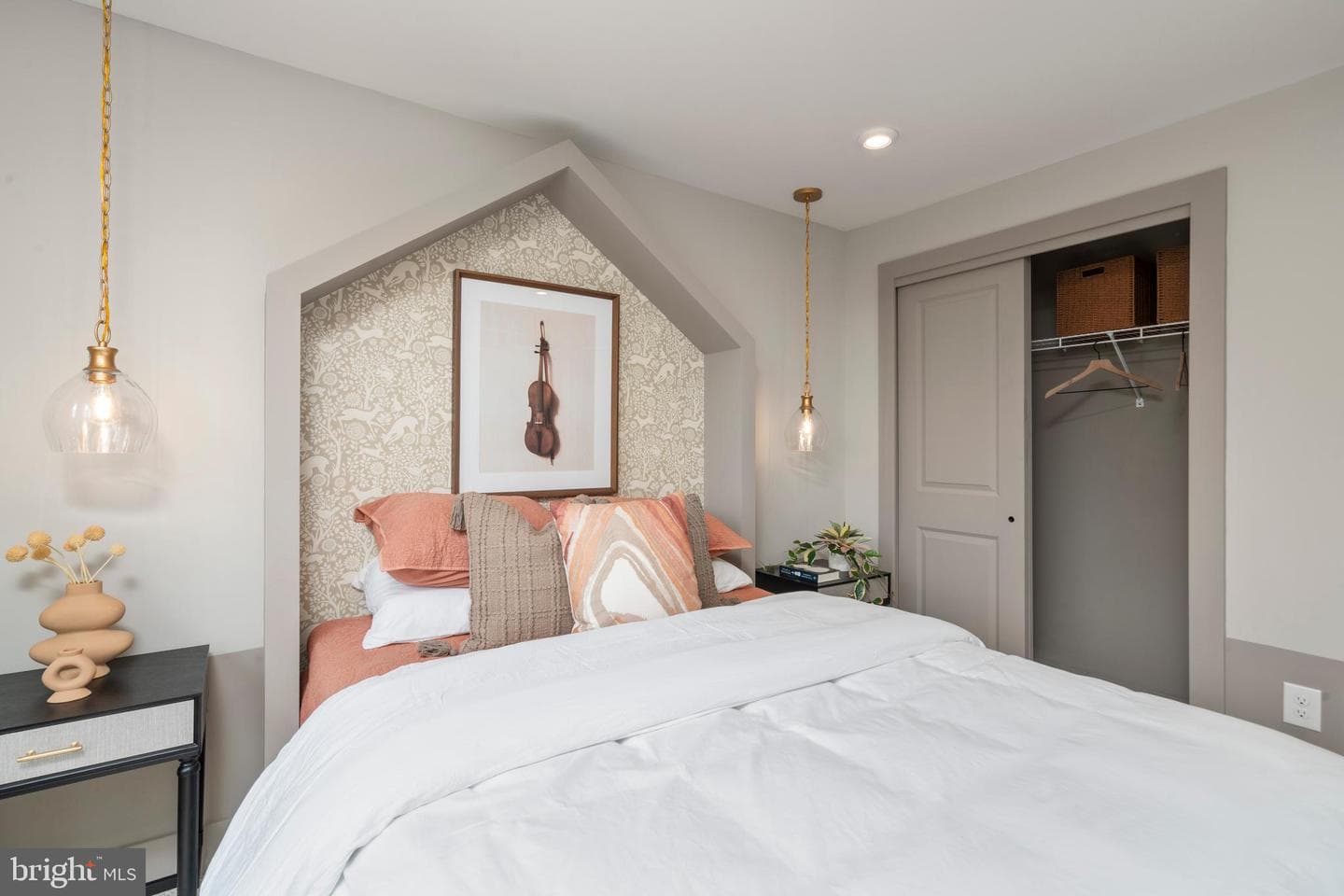414 Sydney Avenue photo 43