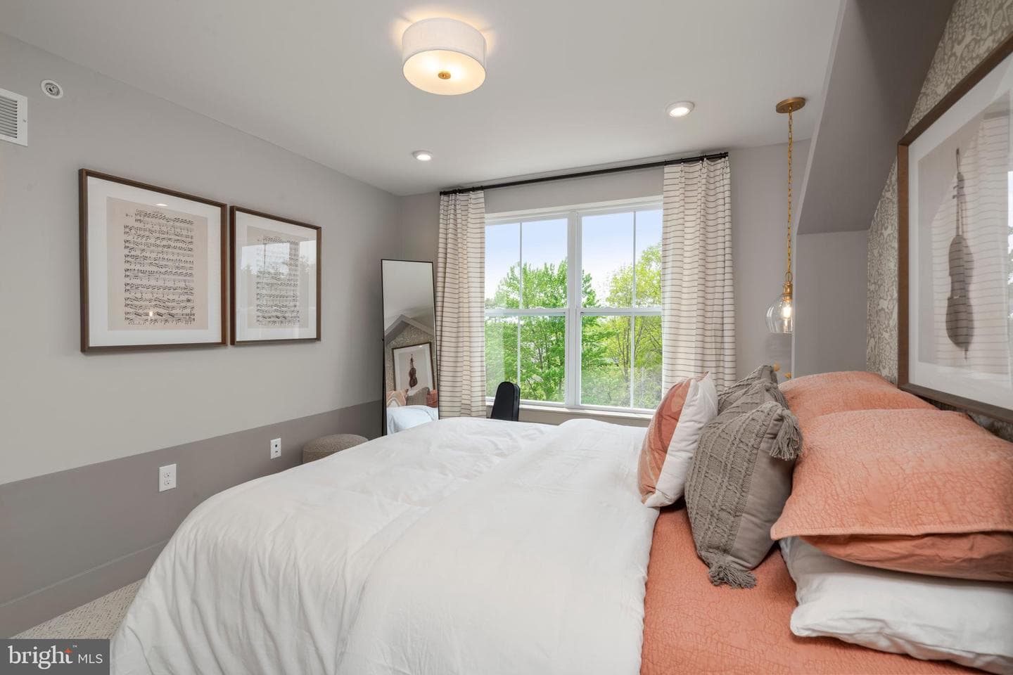 414 Sydney Avenue photo 44