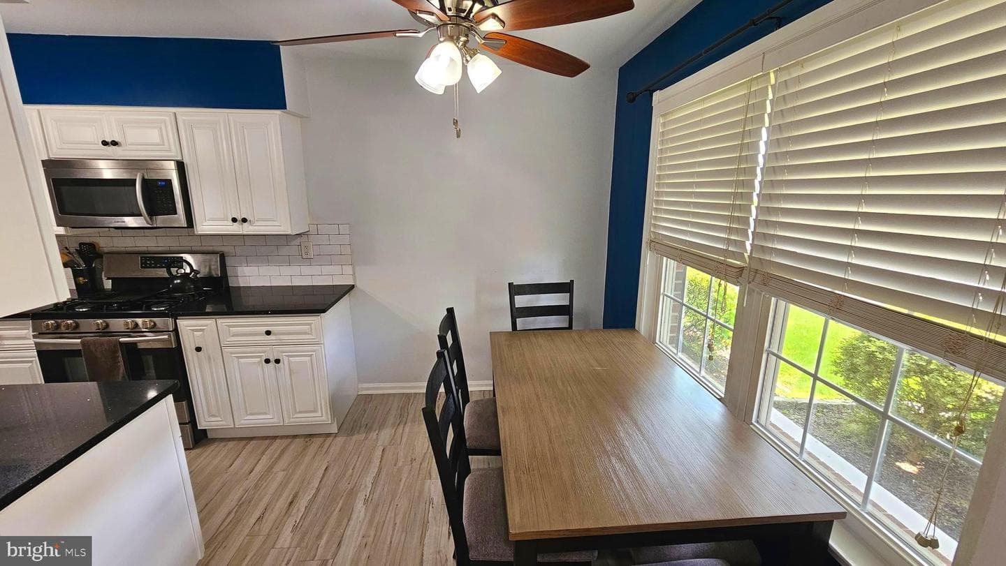 14 Curry Lane photo 13