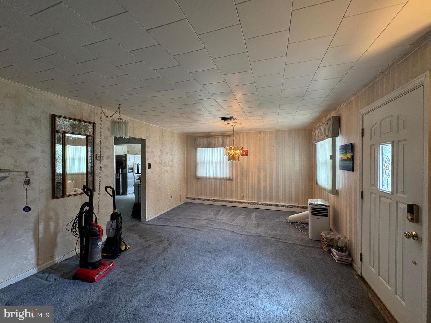 936 Wesley Avenue photo 4