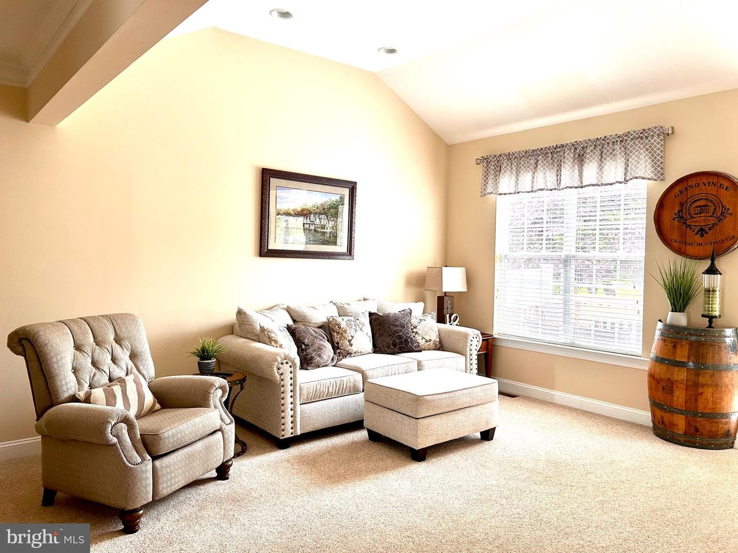 1511 Tarrington Way photo 12