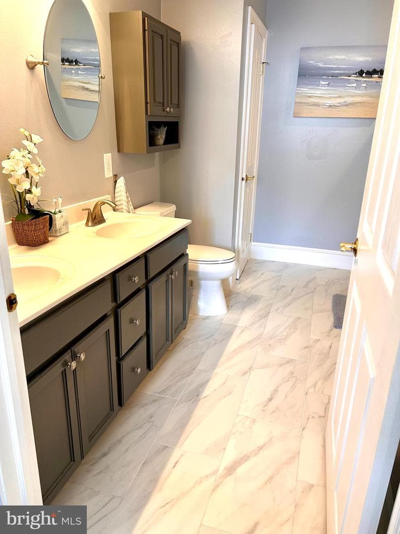 1511 Tarrington Way photo 20
