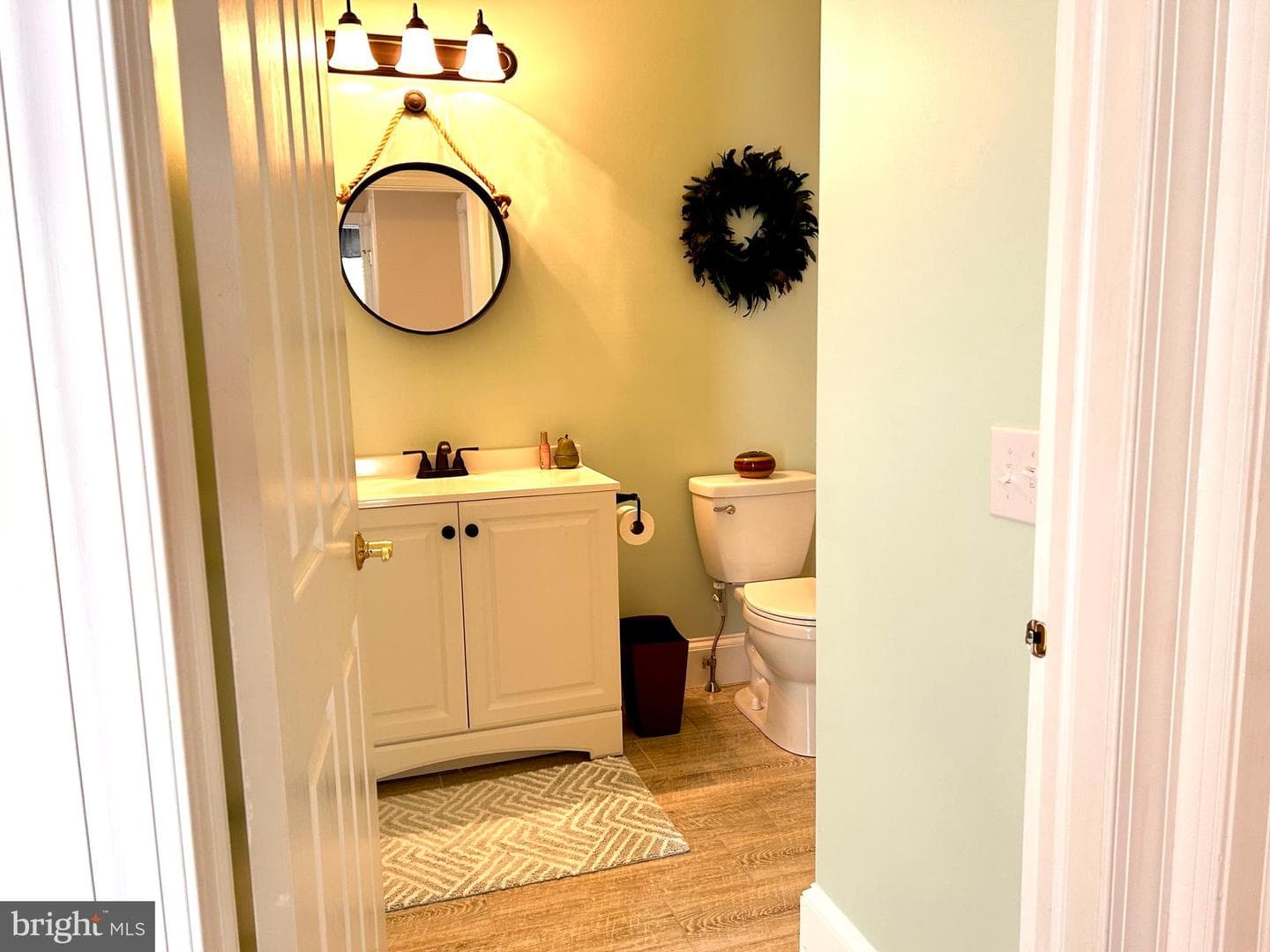 1511 Tarrington Way photo 24