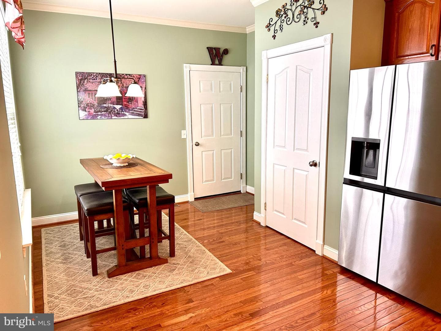 1511 Tarrington Way photo 5