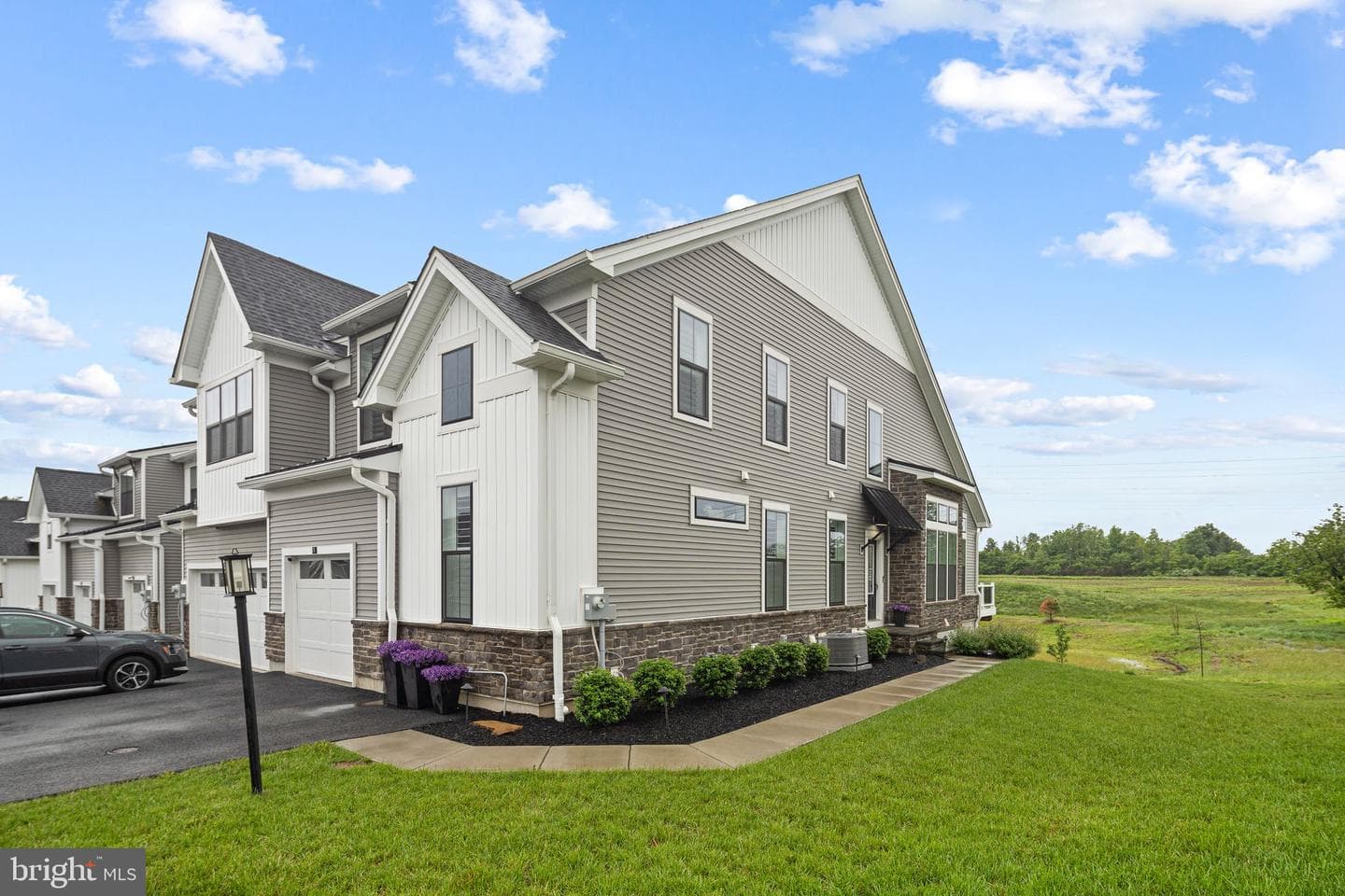71 Tamarack Circle photo 2