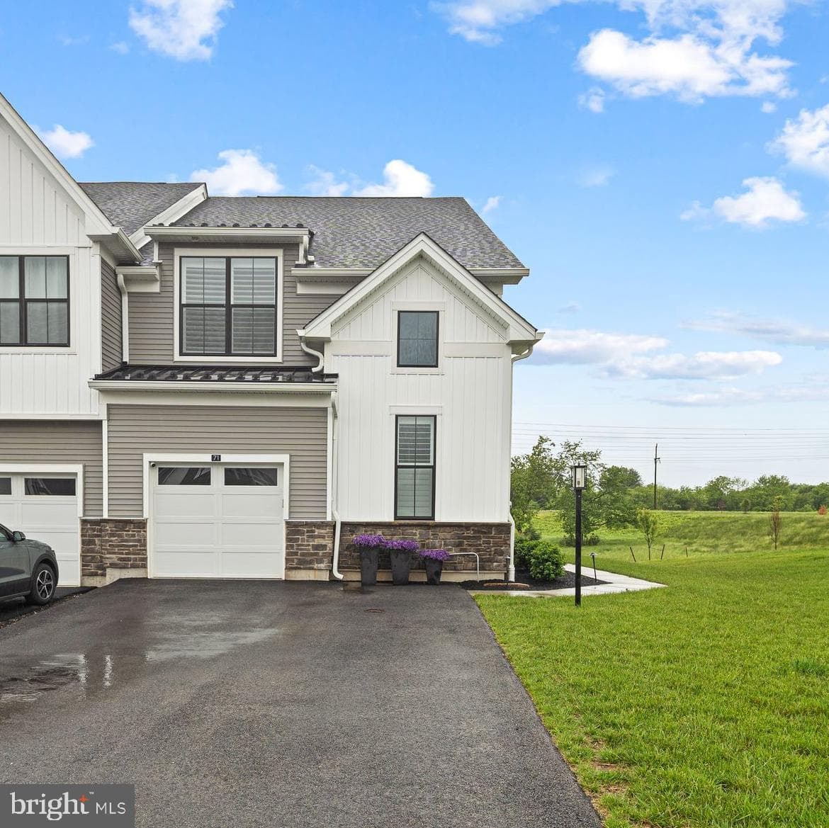 71 Tamarack Circle photo 3