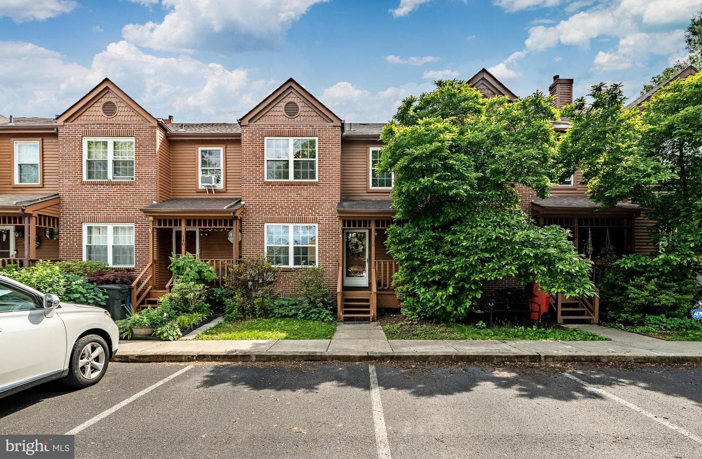 138 Iron Bark Court photo 3