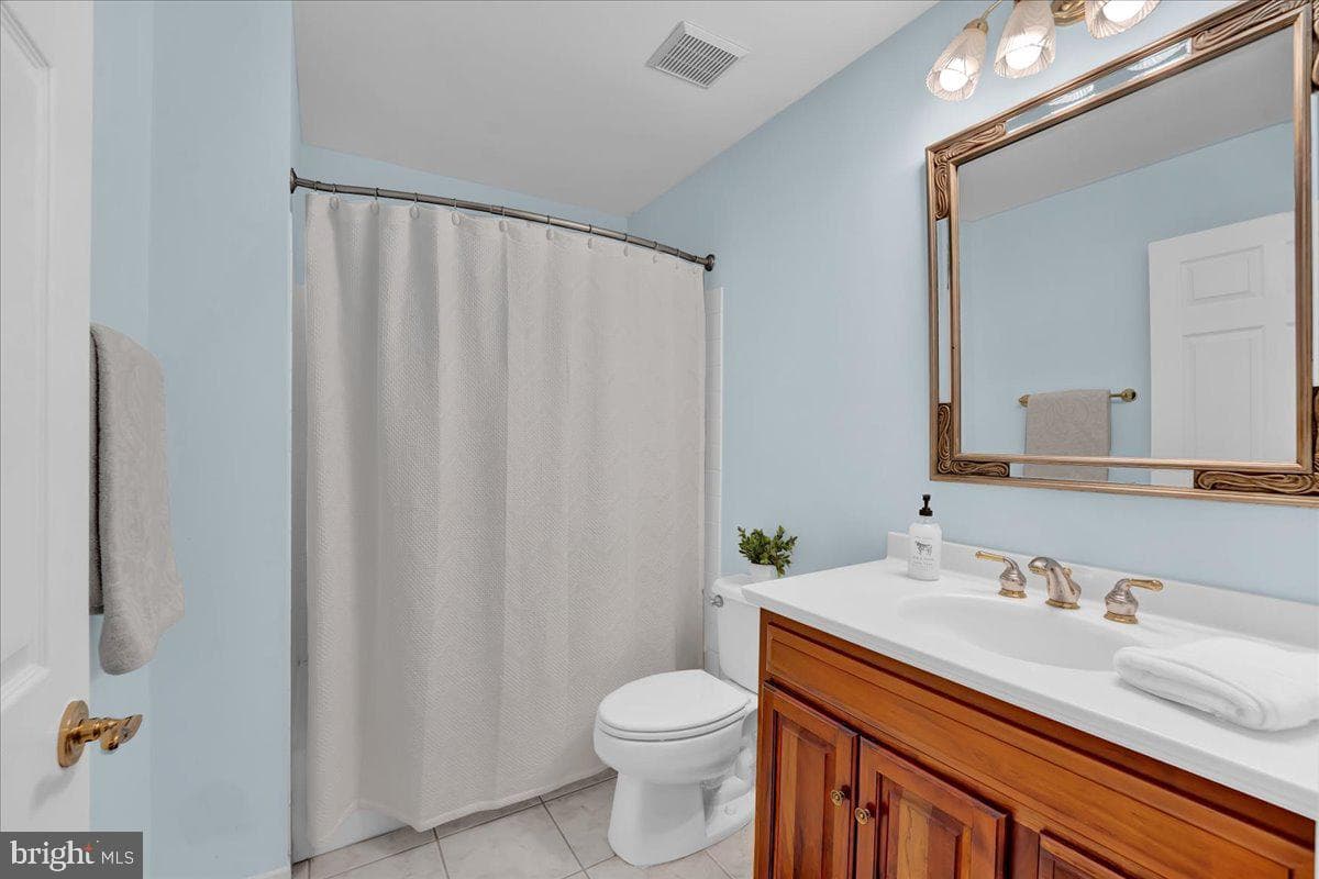 1150 Harrogate Way photo 23