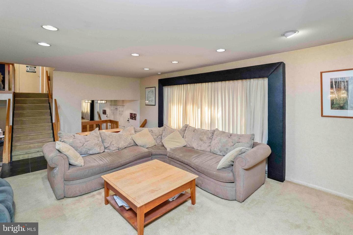 3886 Dempsey Lane photo 5