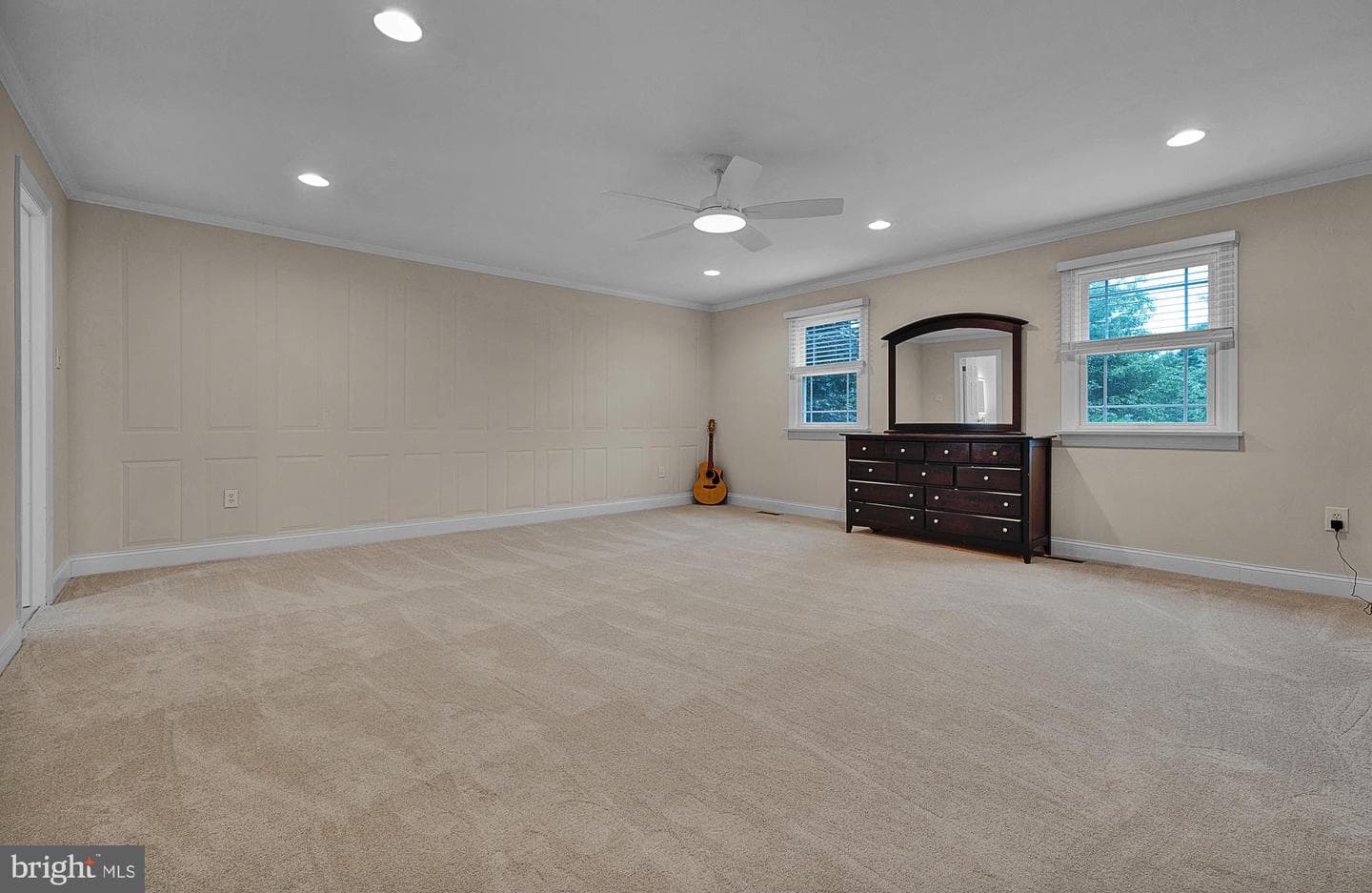 717 Buckley Road photo 20