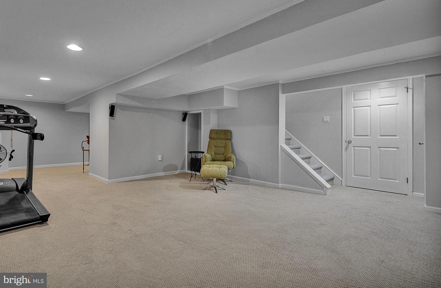 717 Buckley Road photo 33
