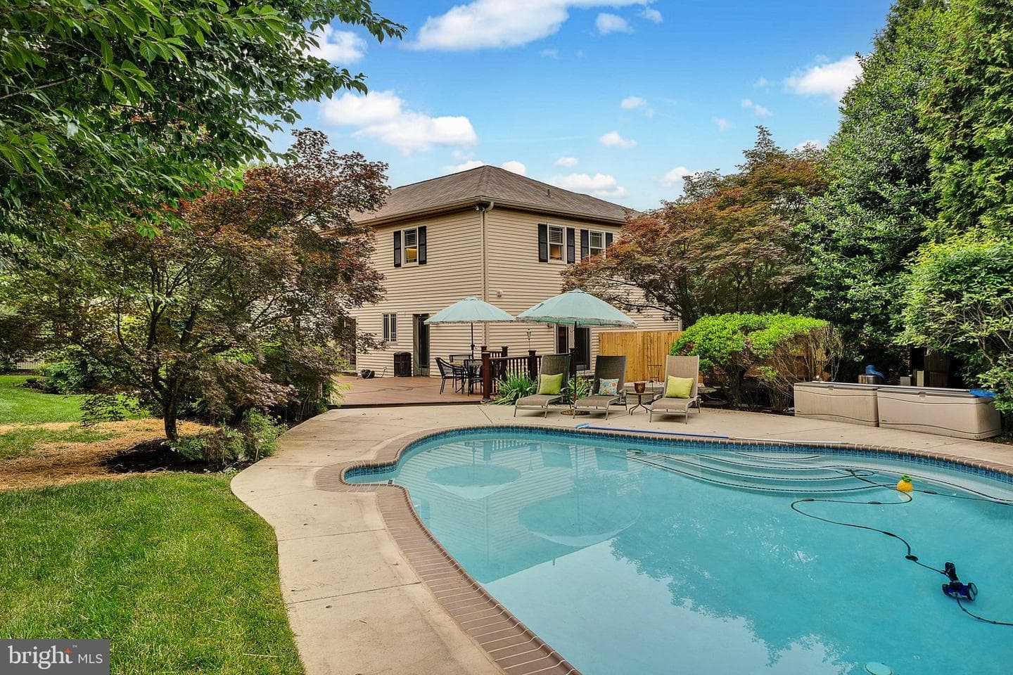 717 Buckley Road photo 39