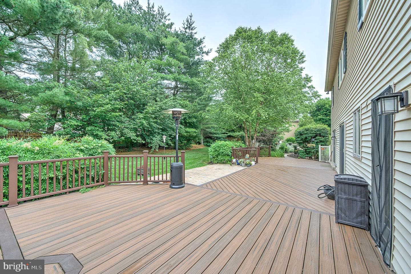 717 Buckley Road photo 42