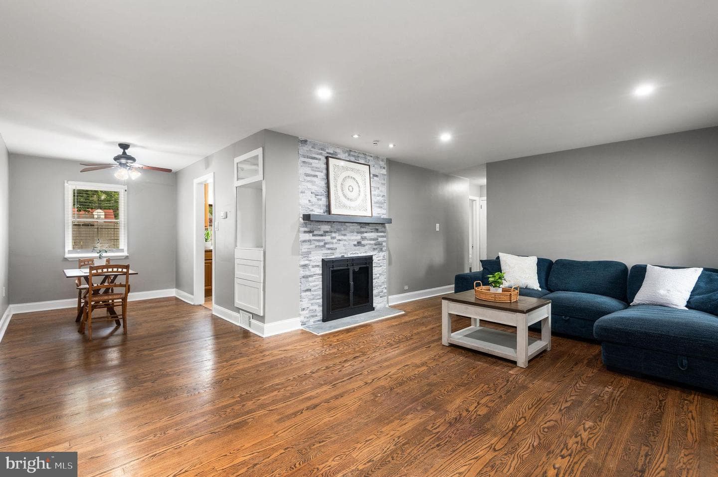 211 Abbeyview Avenue photo 6