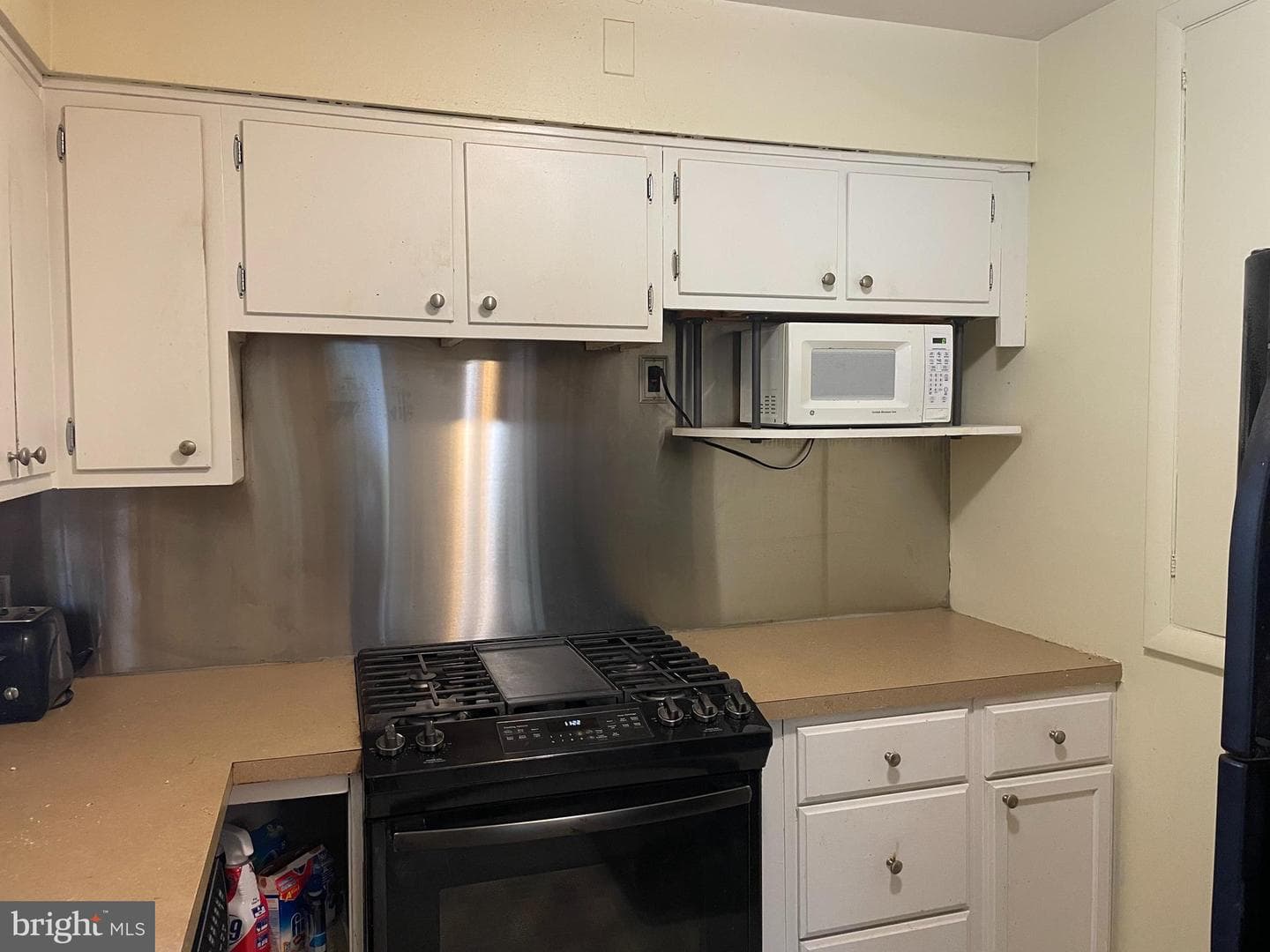 705 Burbridge Road photo 16