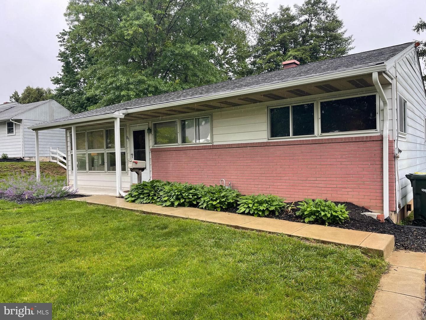 705 Burbridge Road photo 2