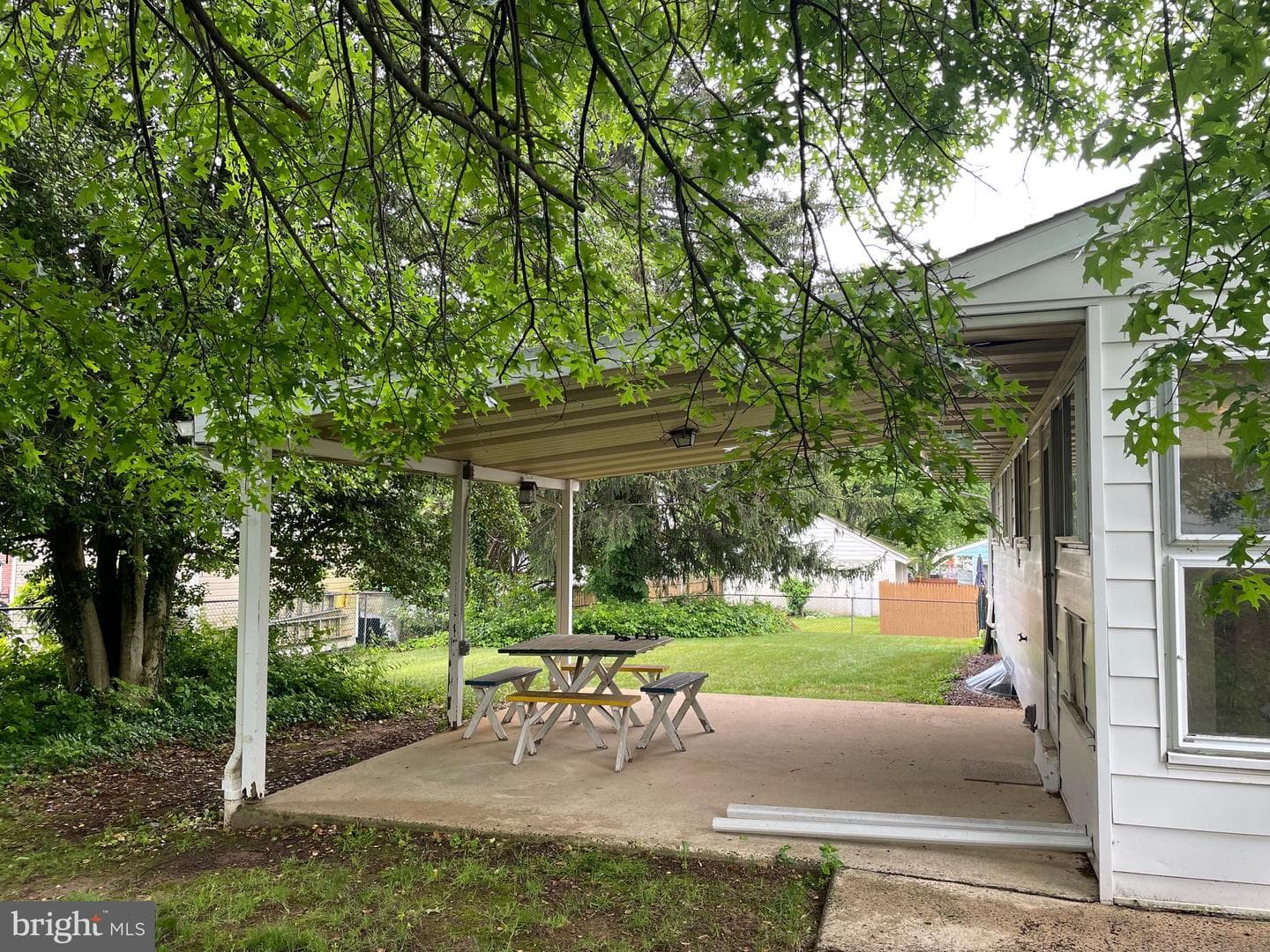 705 Burbridge Road photo 7