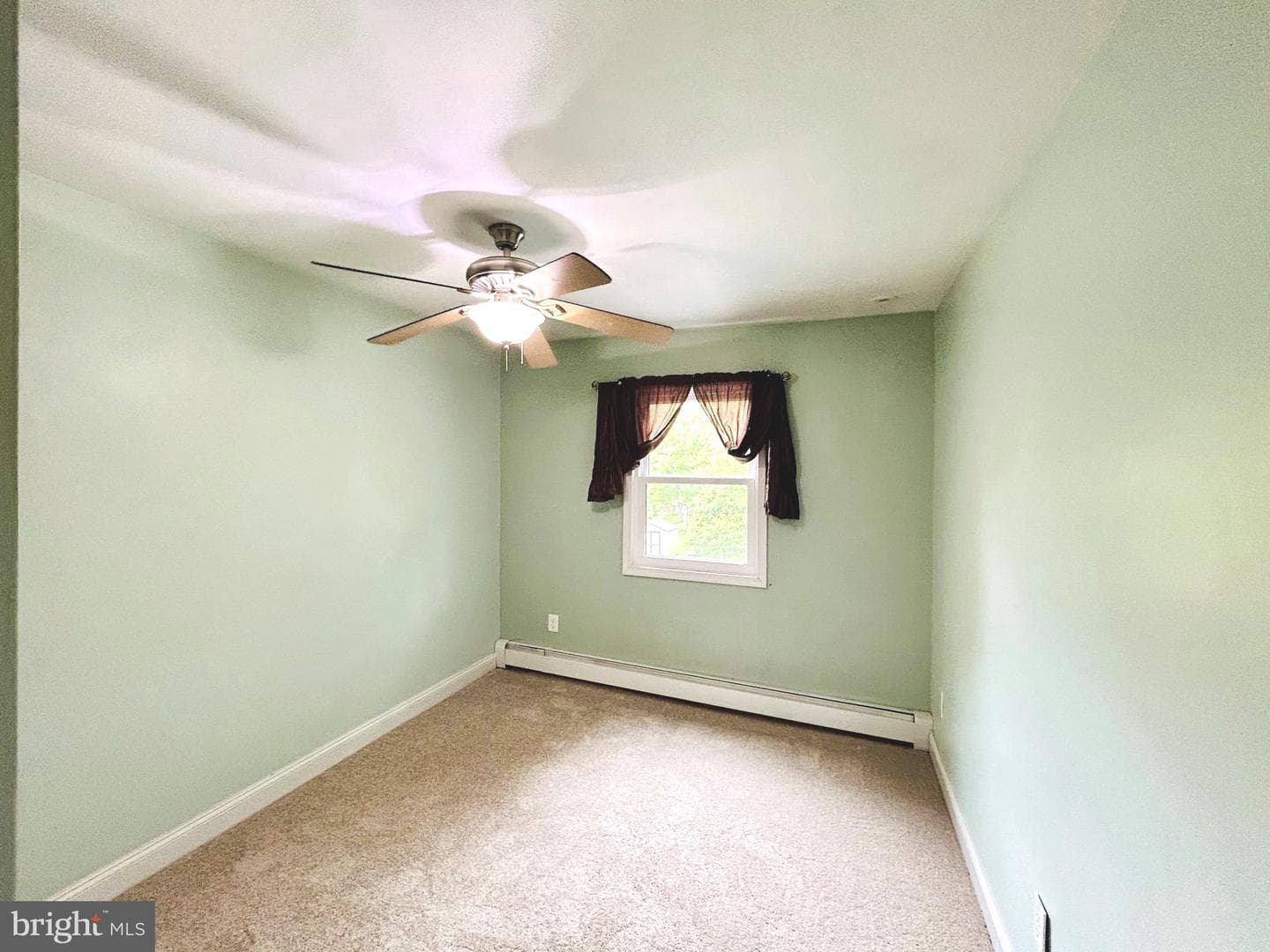 728 Sandra Lane photo 9