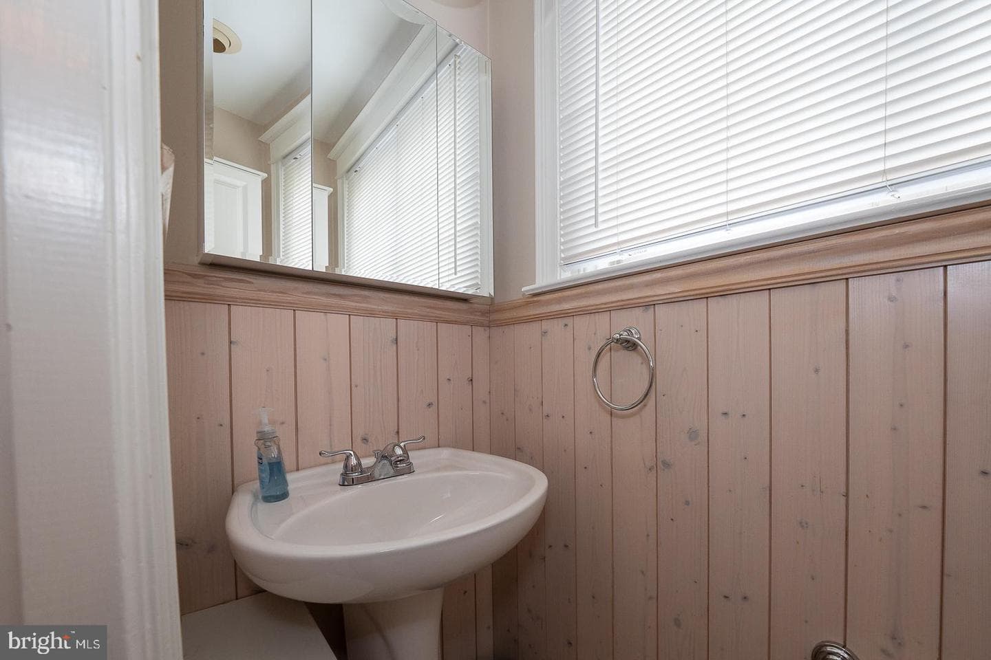 8317 High School Road photo 28