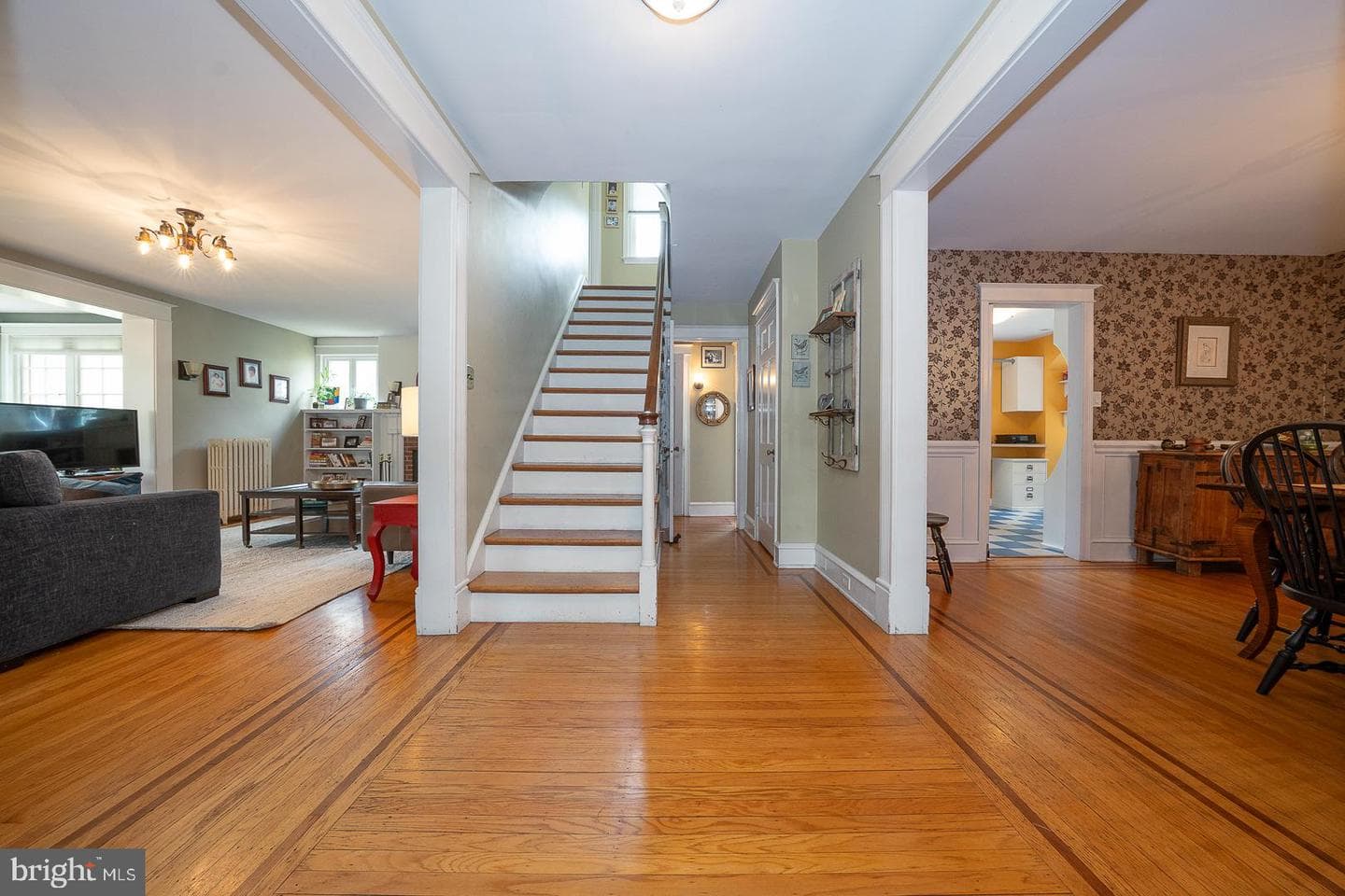8317 High School Road photo 3