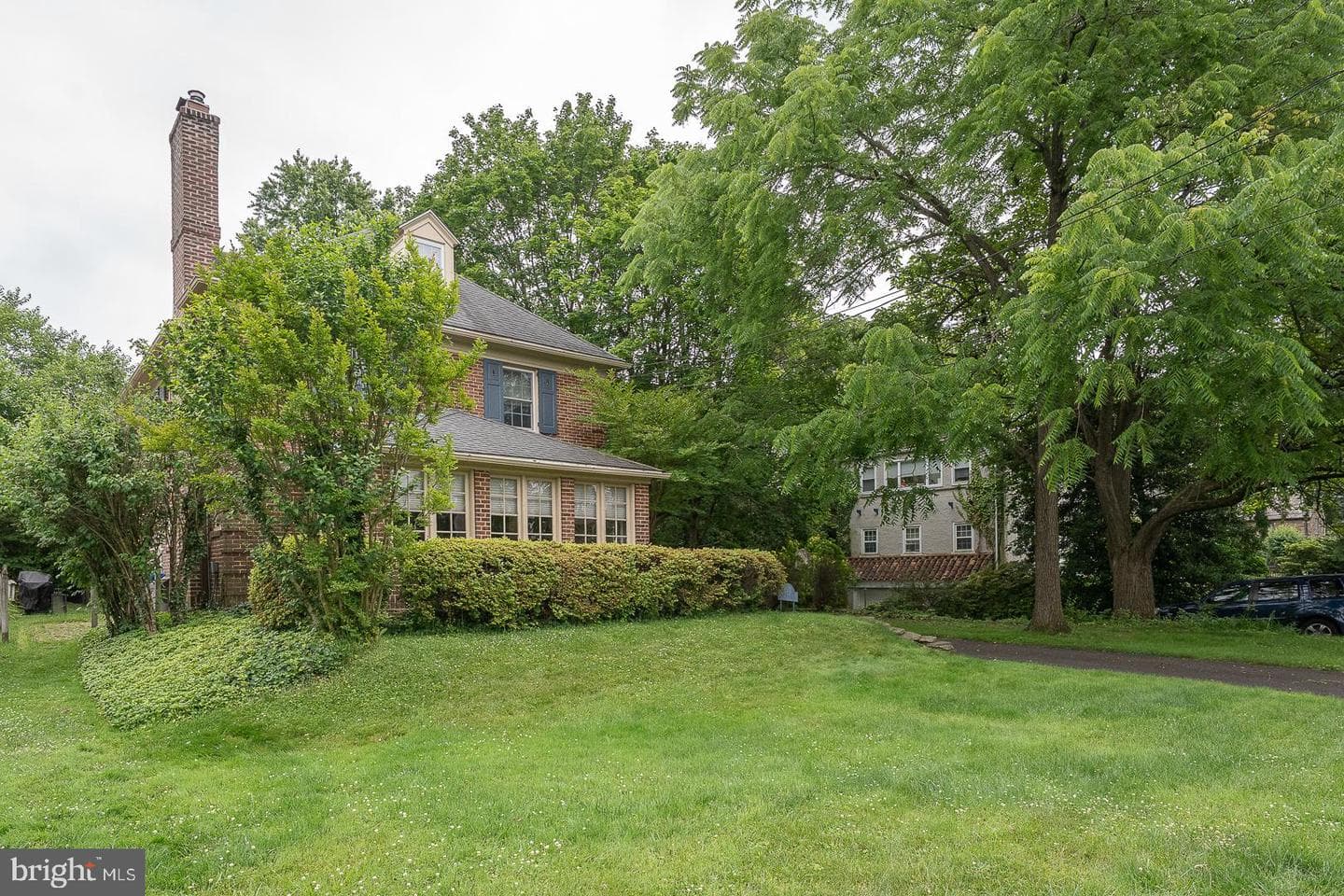 8317 High School Road photo 50