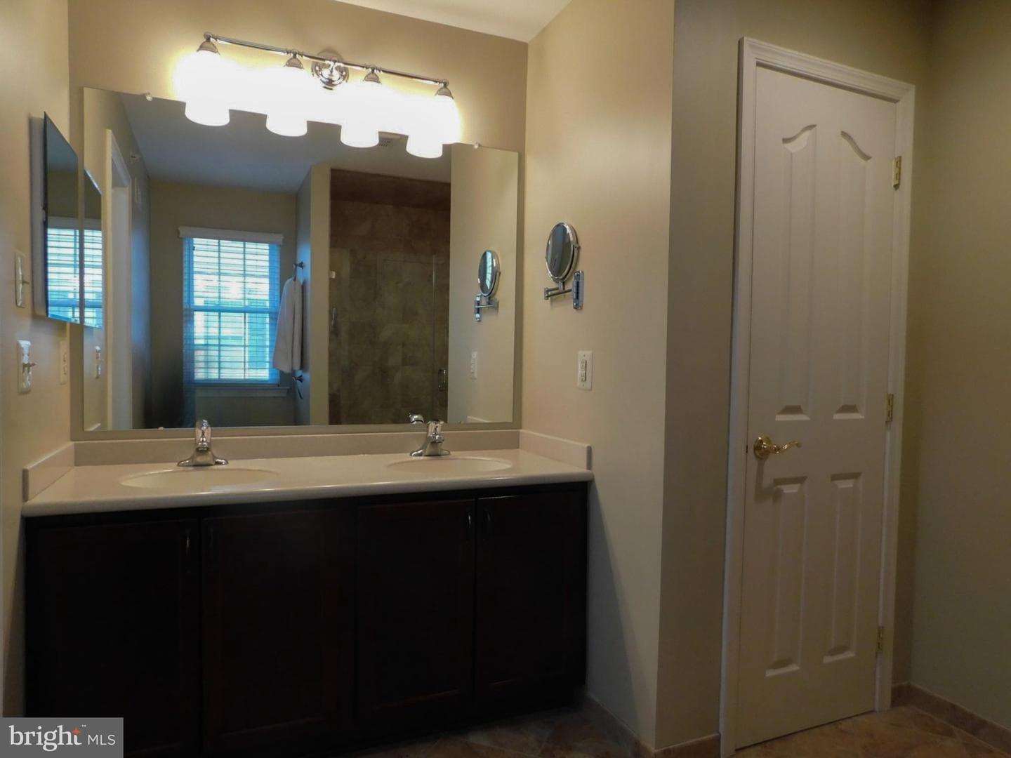 947 Dutch Drive photo 25