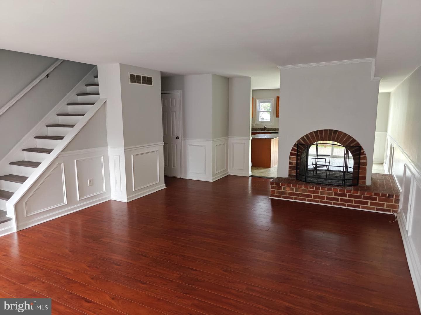 3910 Gatehouse Lane photo 4