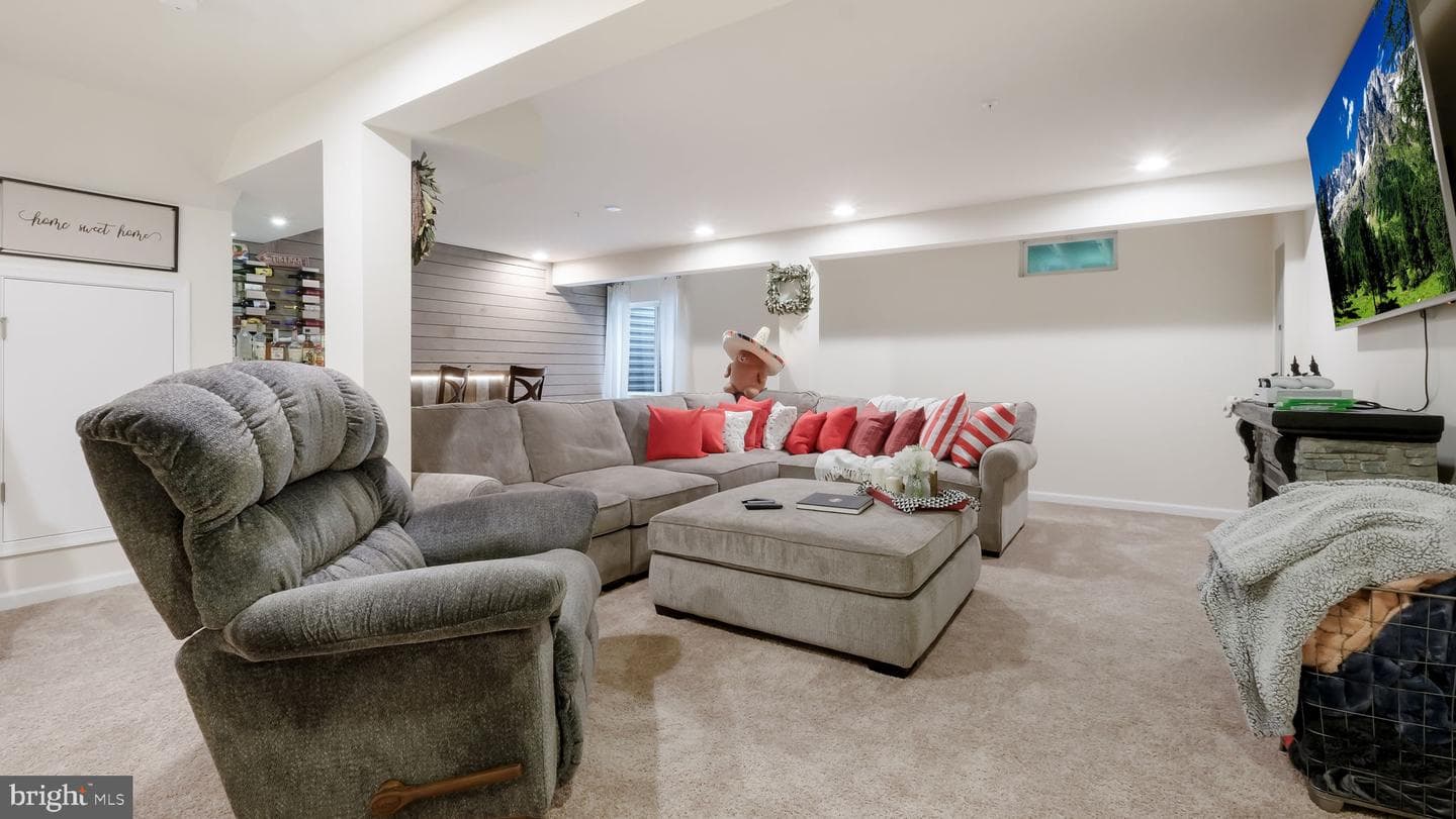 150 Briarwood Lane photo 32