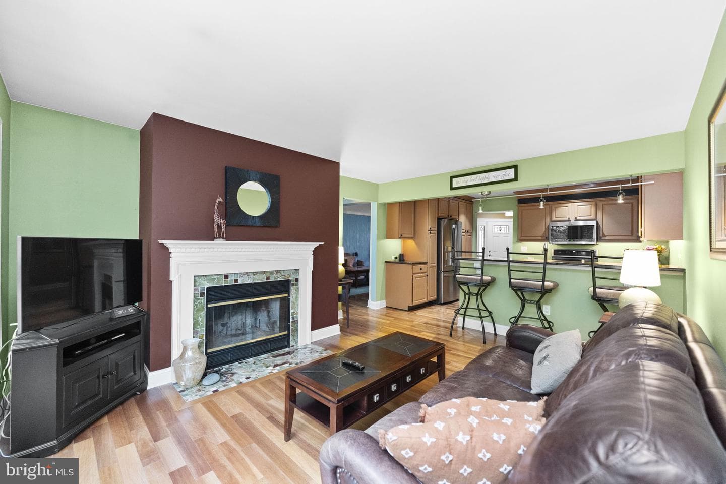 1319 Gwynedale Way photo 4