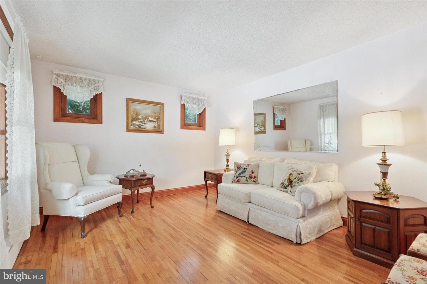 222 Moir Avenue photo 3