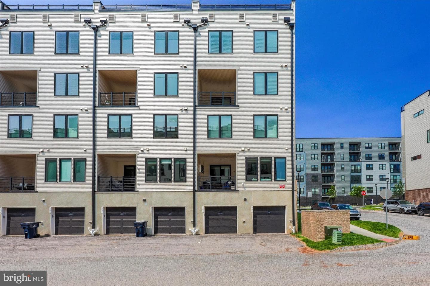 301 Manion Alley photo 28