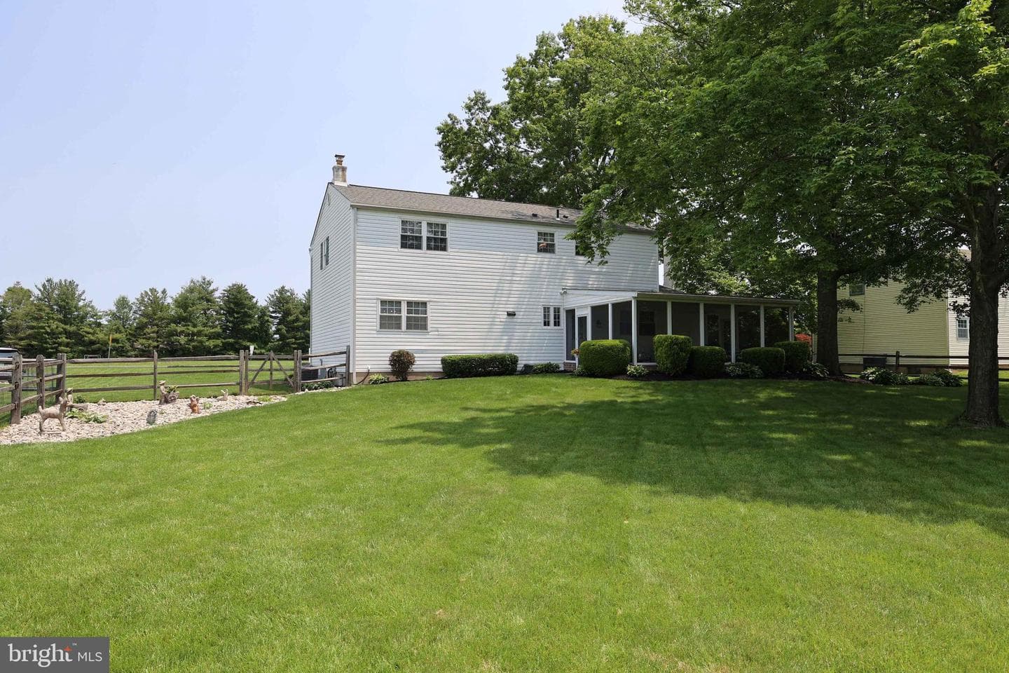 824 Garfield Avenue photo 25