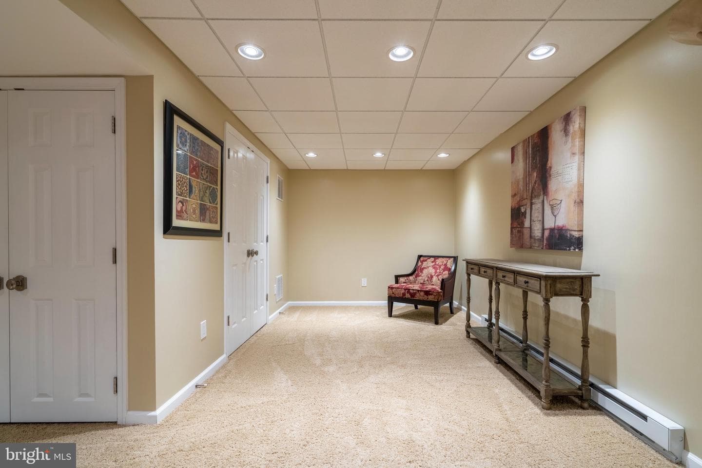 102 Warwick Way photo 25