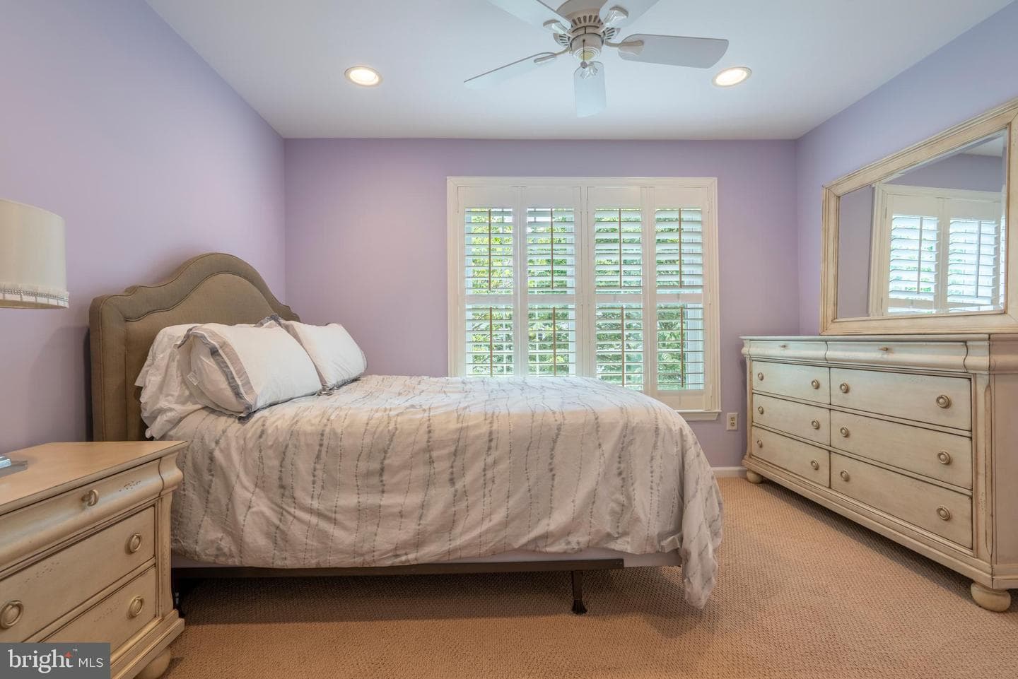 102 Warwick Way photo 43
