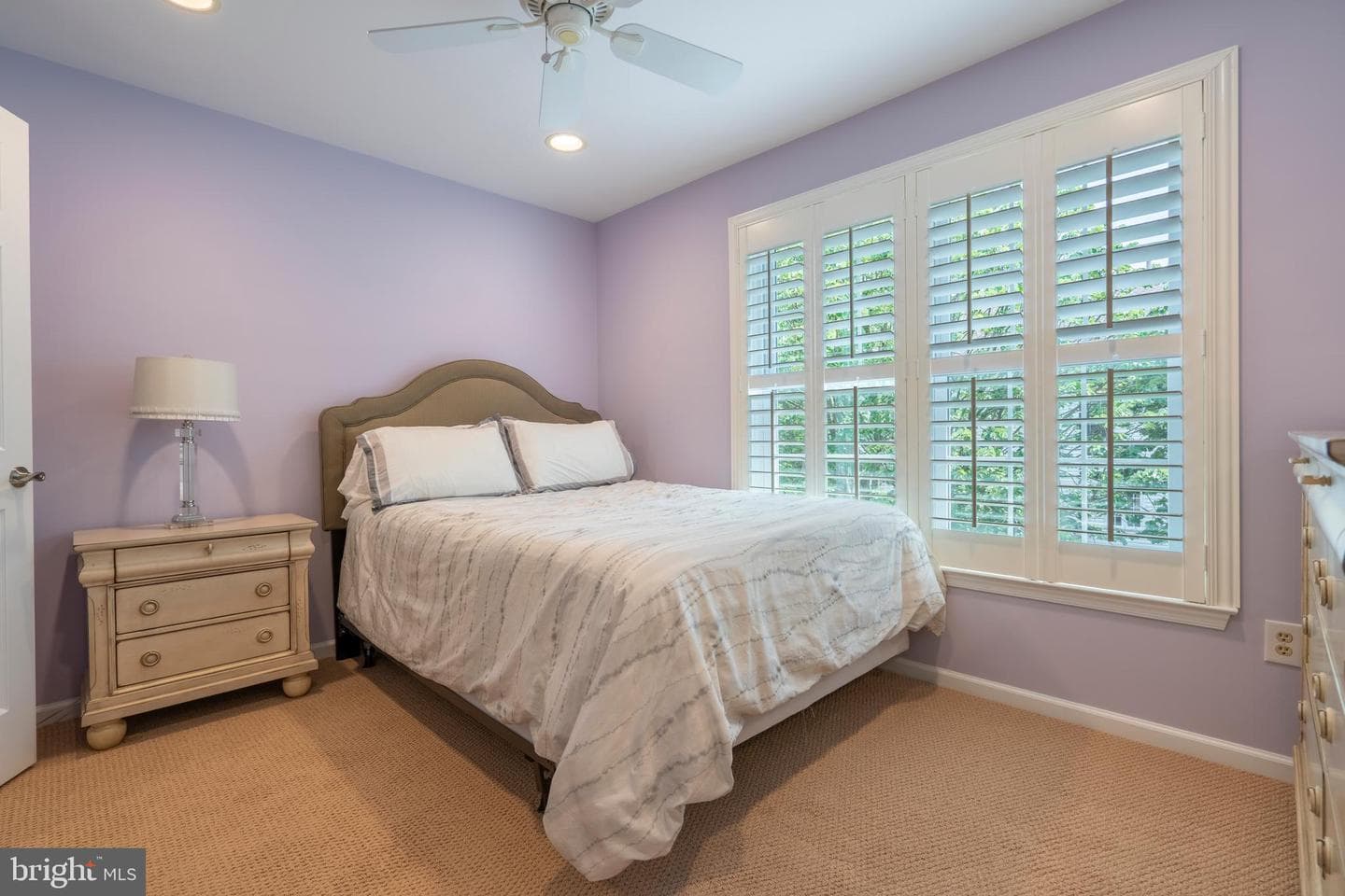 102 Warwick Way photo 44