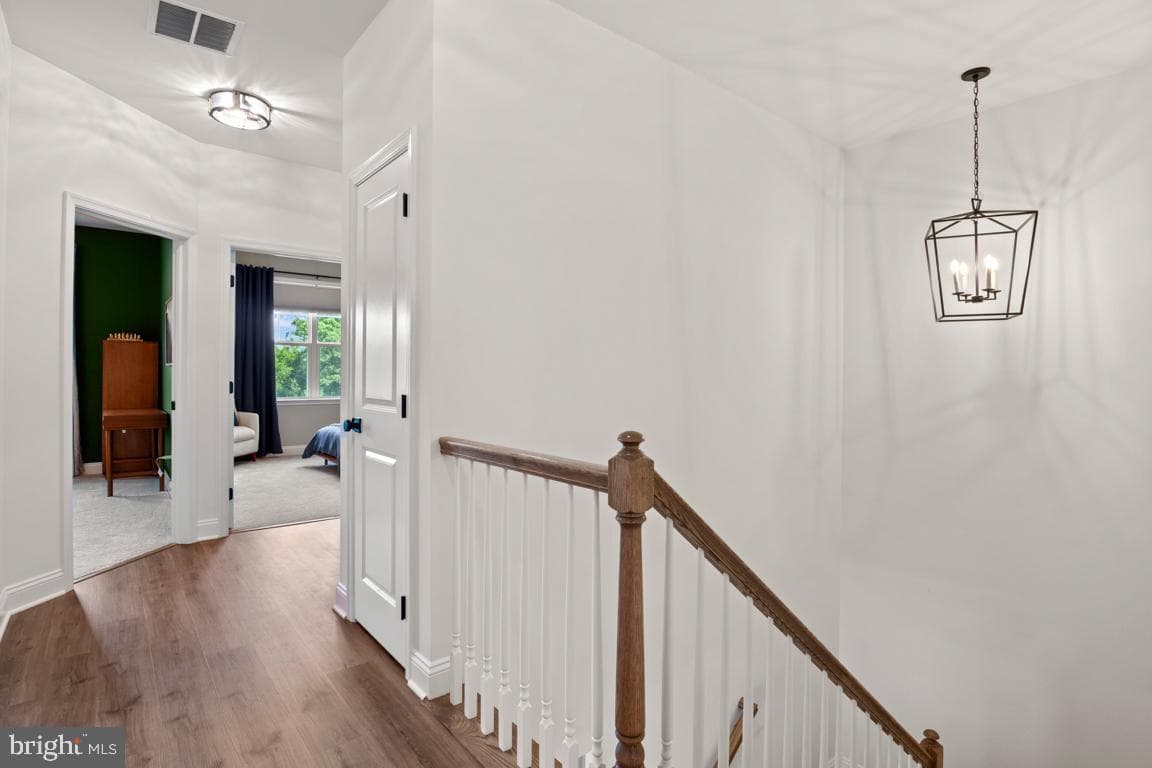 164 Charles Lane photo 13