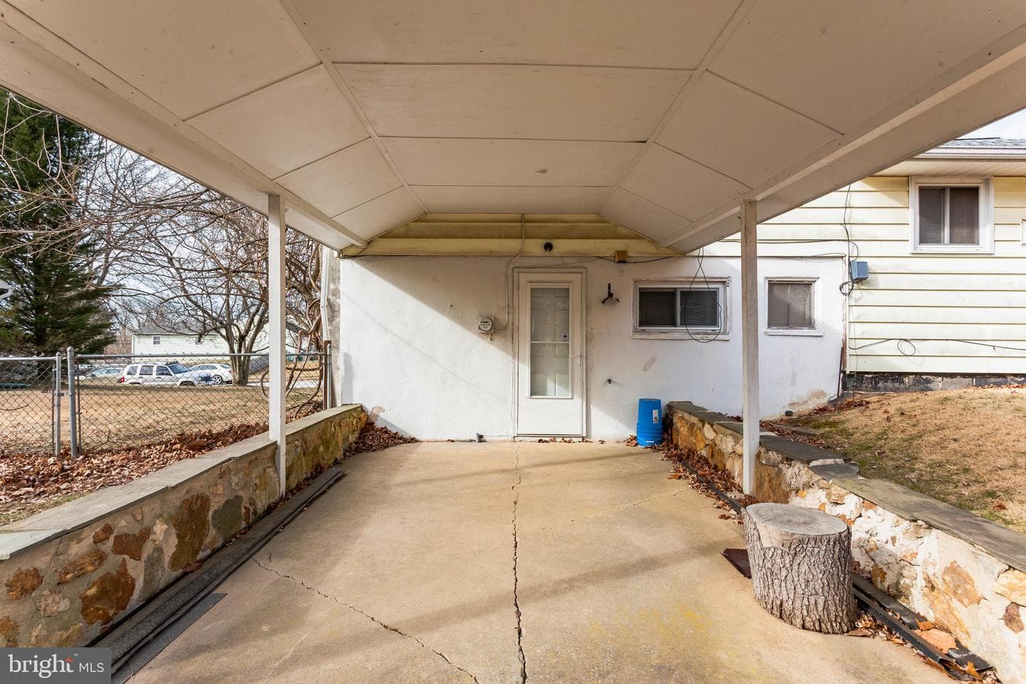 2717 Rossiter Avenue photo 24