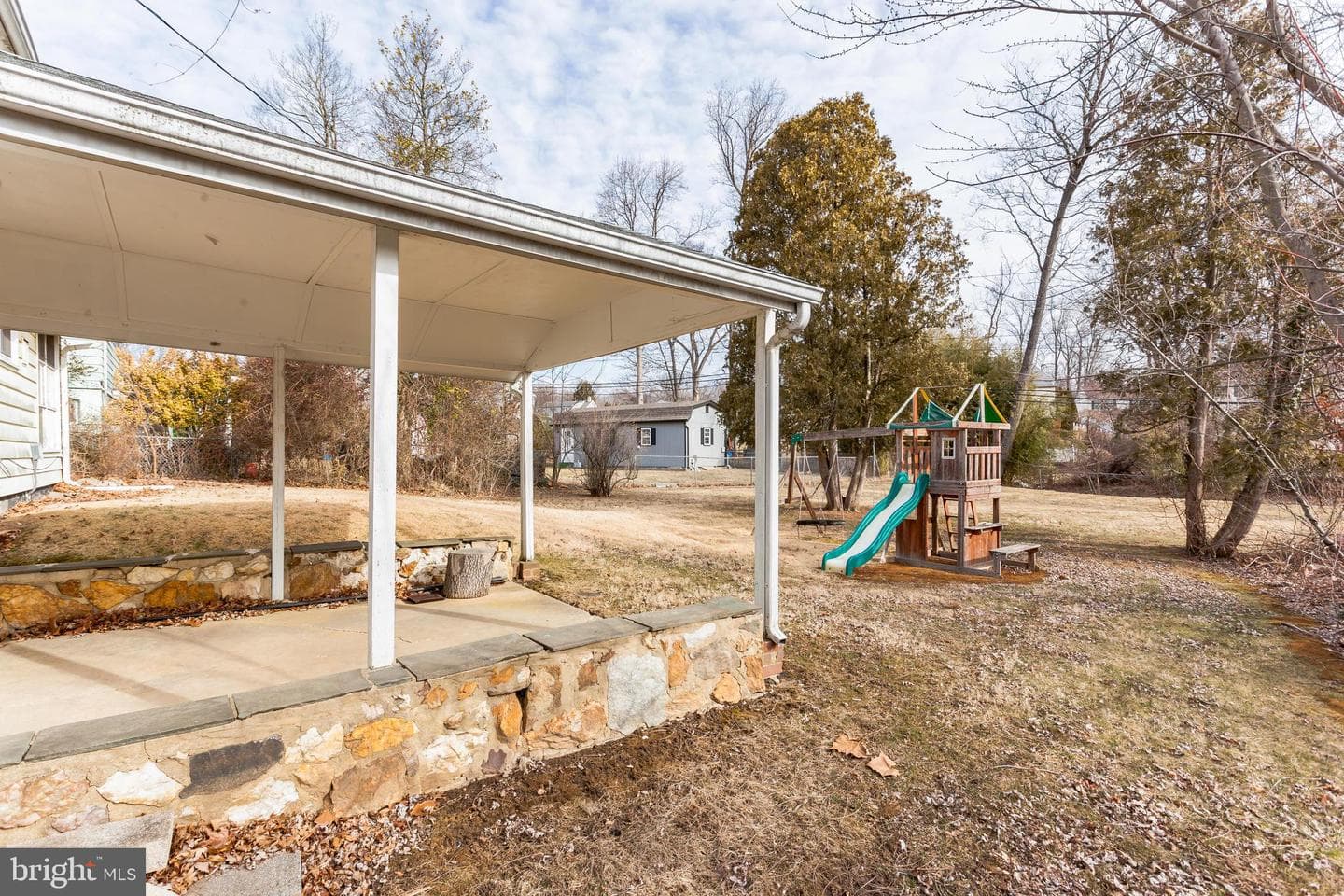 2717 Rossiter Avenue photo 25