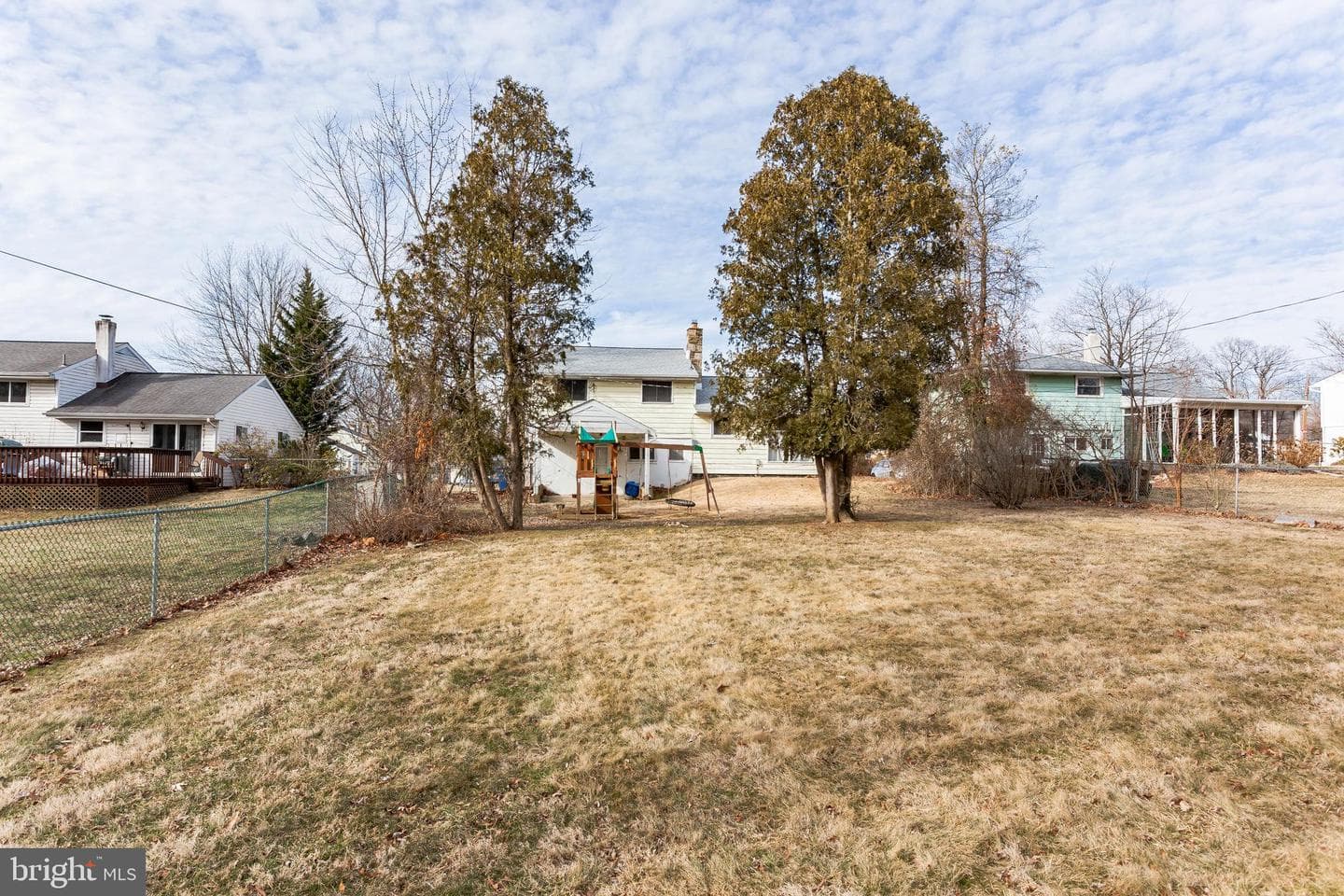 2717 Rossiter Avenue photo 27