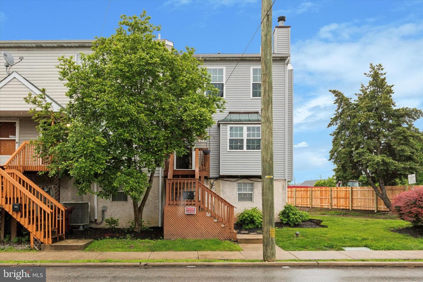 213 Mill Street photo 1