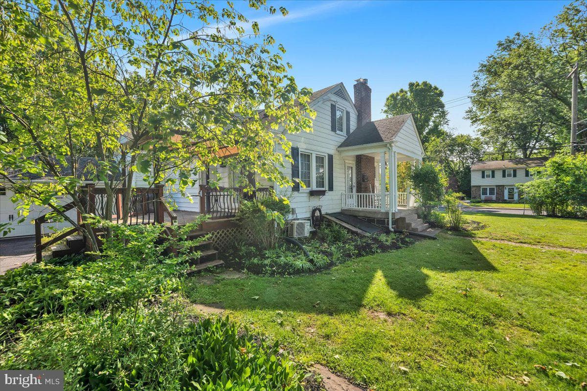 802 E Prospect Avenue photo 4