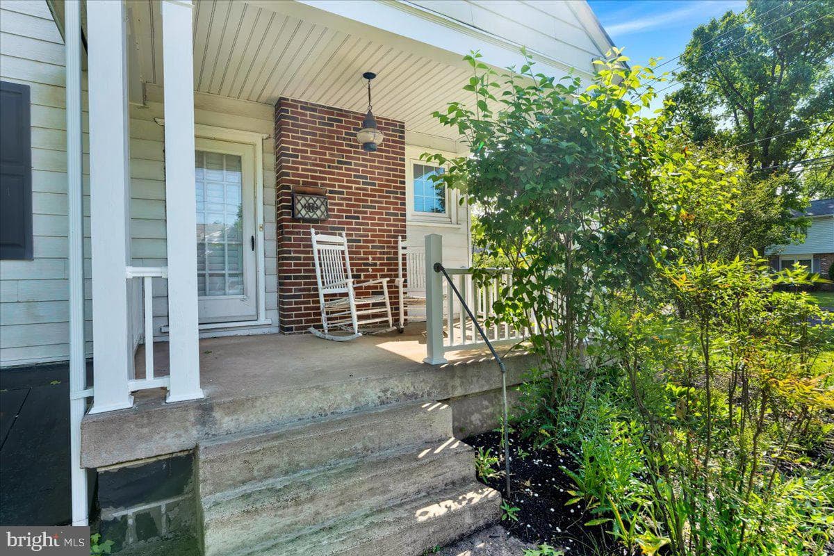 802 E Prospect Avenue photo 6