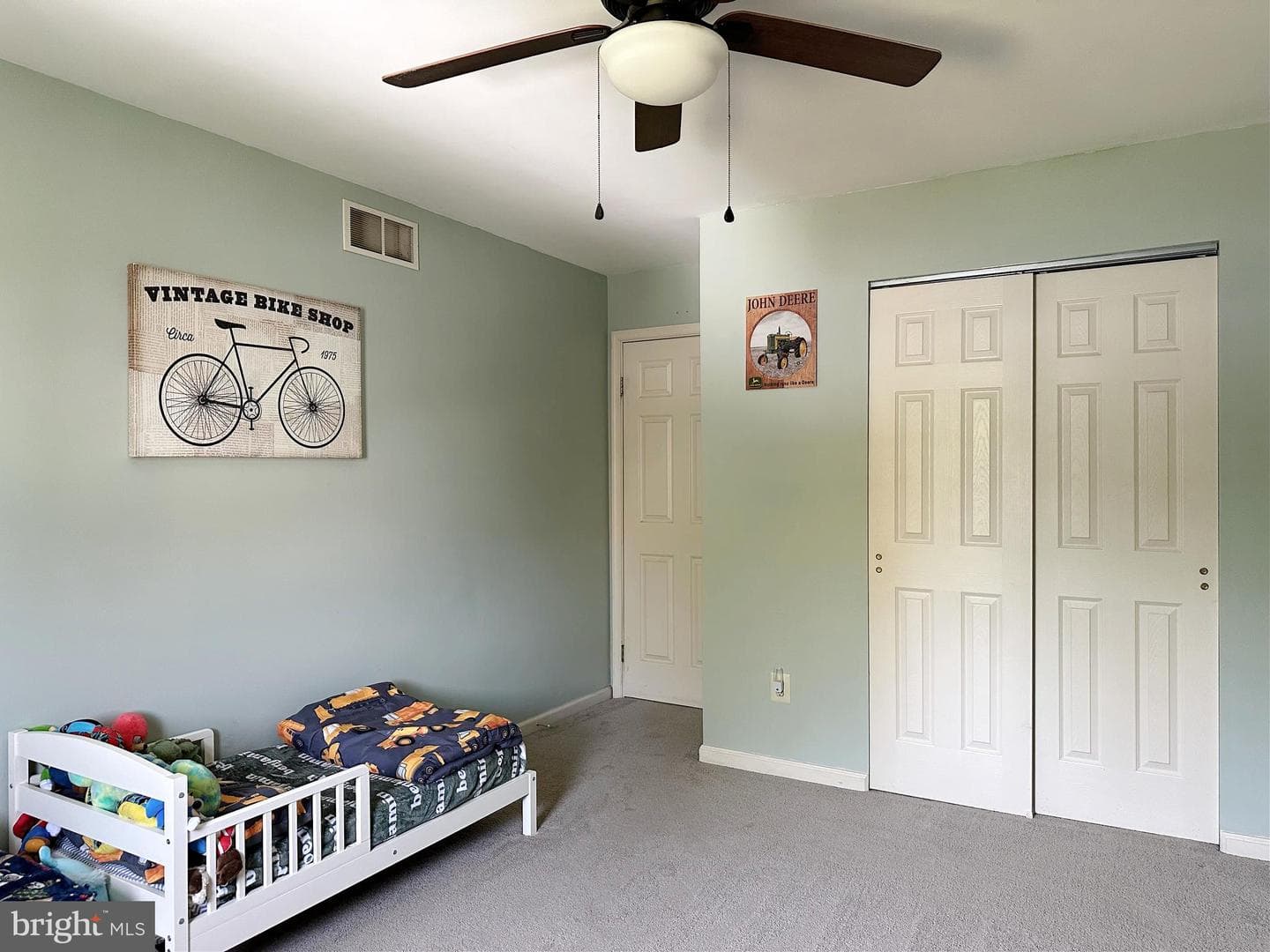 584 Meadow Lane photo 24